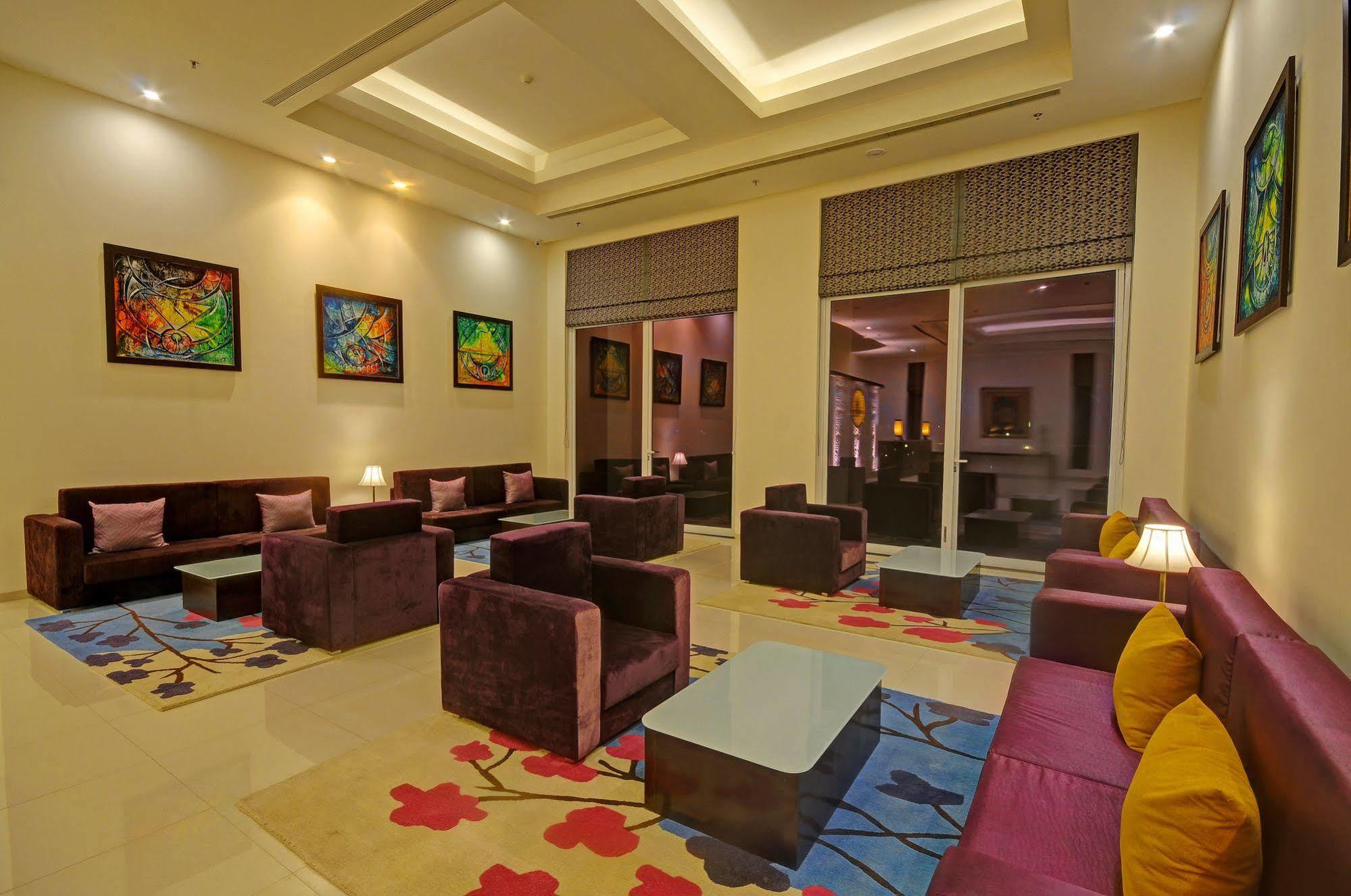 รีเจนตา เซ็นทรัล เฮสเชีย ดาเฮช Hotel Dahej ภายนอก รูปภาพ